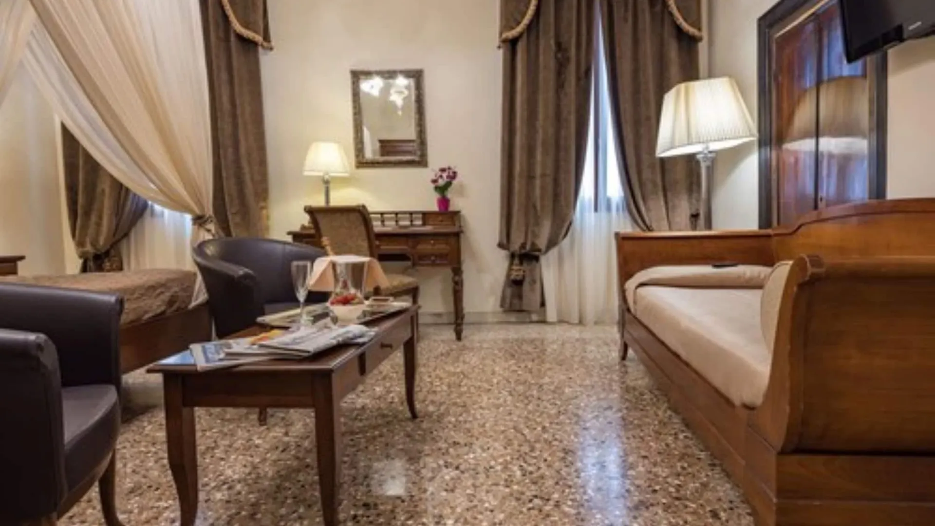 Hotel Dell'Opera Venise