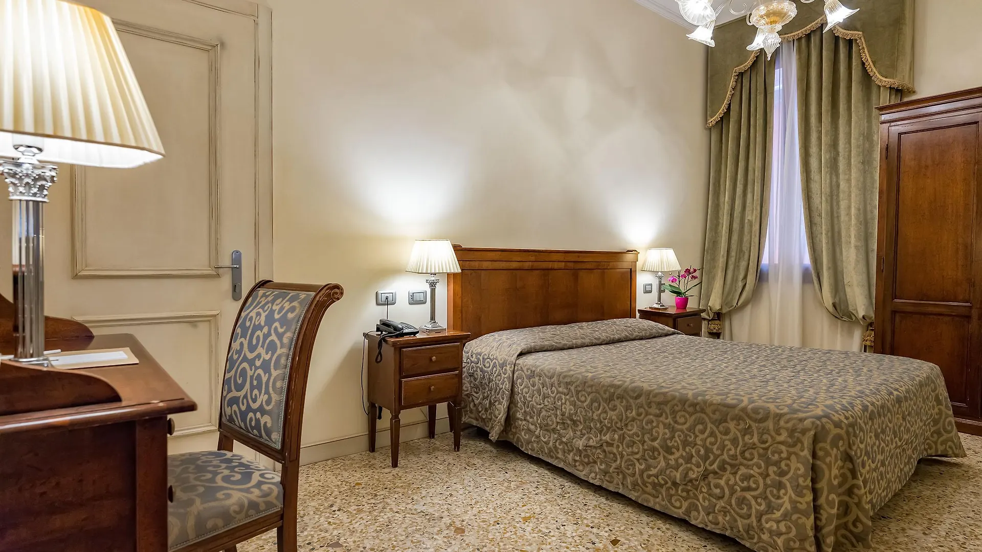Hotel Dell'Opera Venise