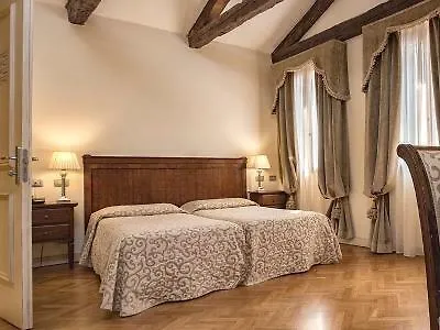 Hotel Dell'Opera Venise